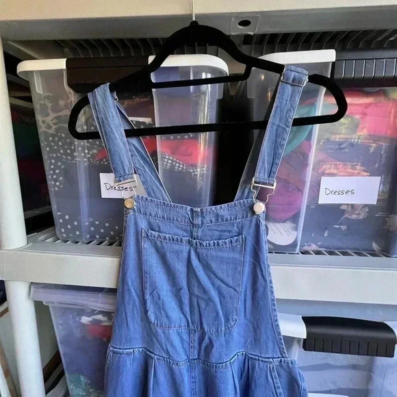 Light Wide Leg Overalls - Medium - Picture 5 of 6